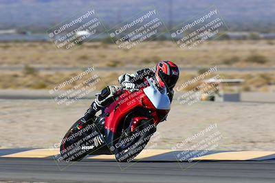 media/Jan-09-2022-SoCal Trackdays (Sun) [[2b1fec8404]]/Turn 11 (935am)/